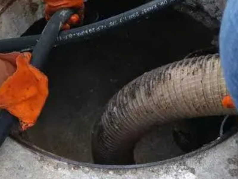 贵阳明惠管道疏通化粪池清理汽车抽粪