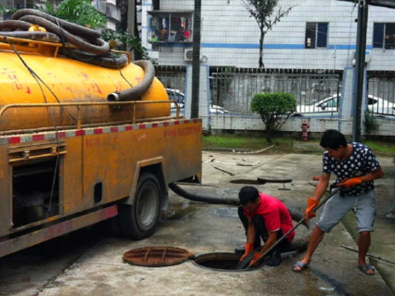 贵阳专业清理化粪池、高空作业打捞