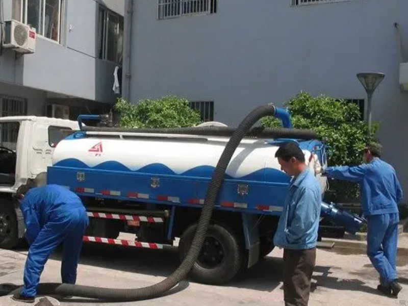 贵阳专业清洗管道、抽粪疏通、改道防水补漏、水电维修