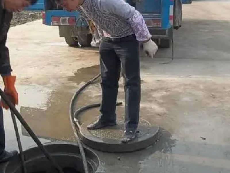 贵阳马桶疏通，改换管道维修，专车高压清洗