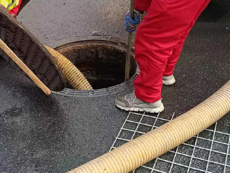 贵阳专业管道疏通。马桶疏通。水电维修。30分钟上门