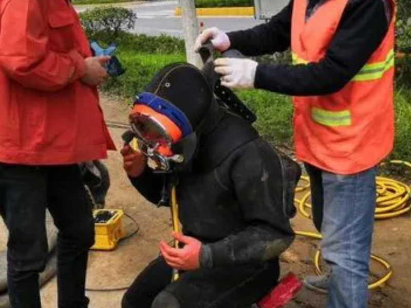 贵阳专业市政管道疏通清洗贵阳 清淤 抽化粪池 吸污