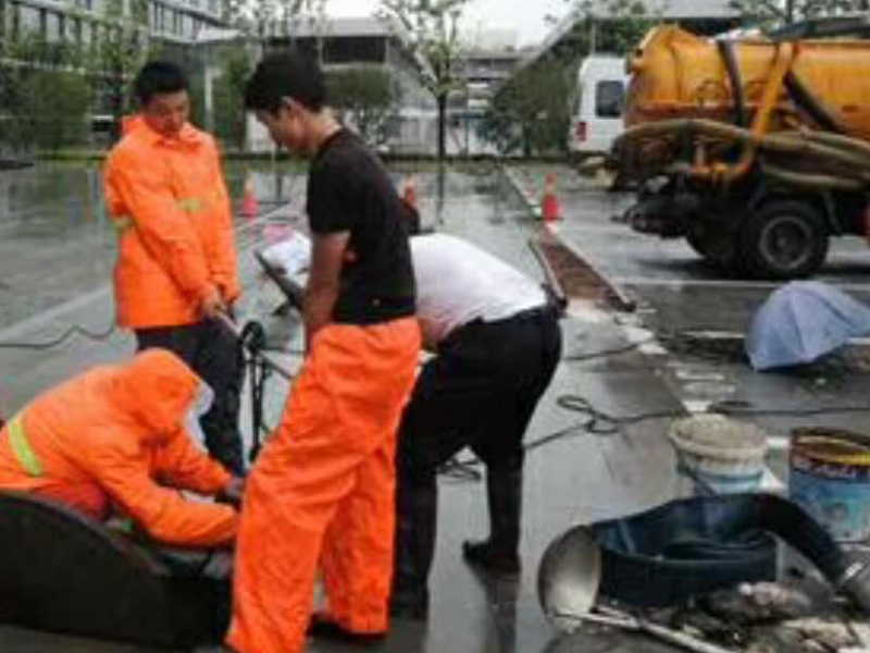 贵阳专业管道疏通、清洗、化粪池清理、24小时服务
