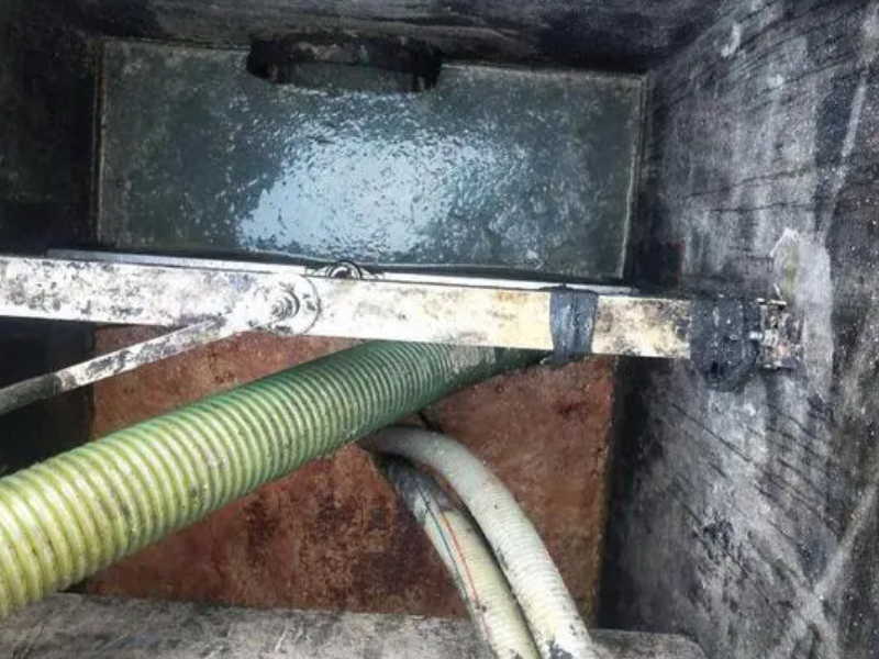 贵阳管道疏通精英化粪池清理高压疏通专家